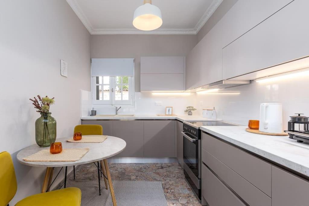 Angelikis House Apartment Kompitsion Luaran gambar